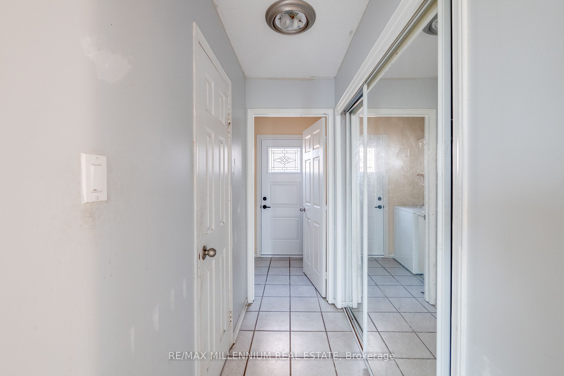 24 Major William Sharpe Drive