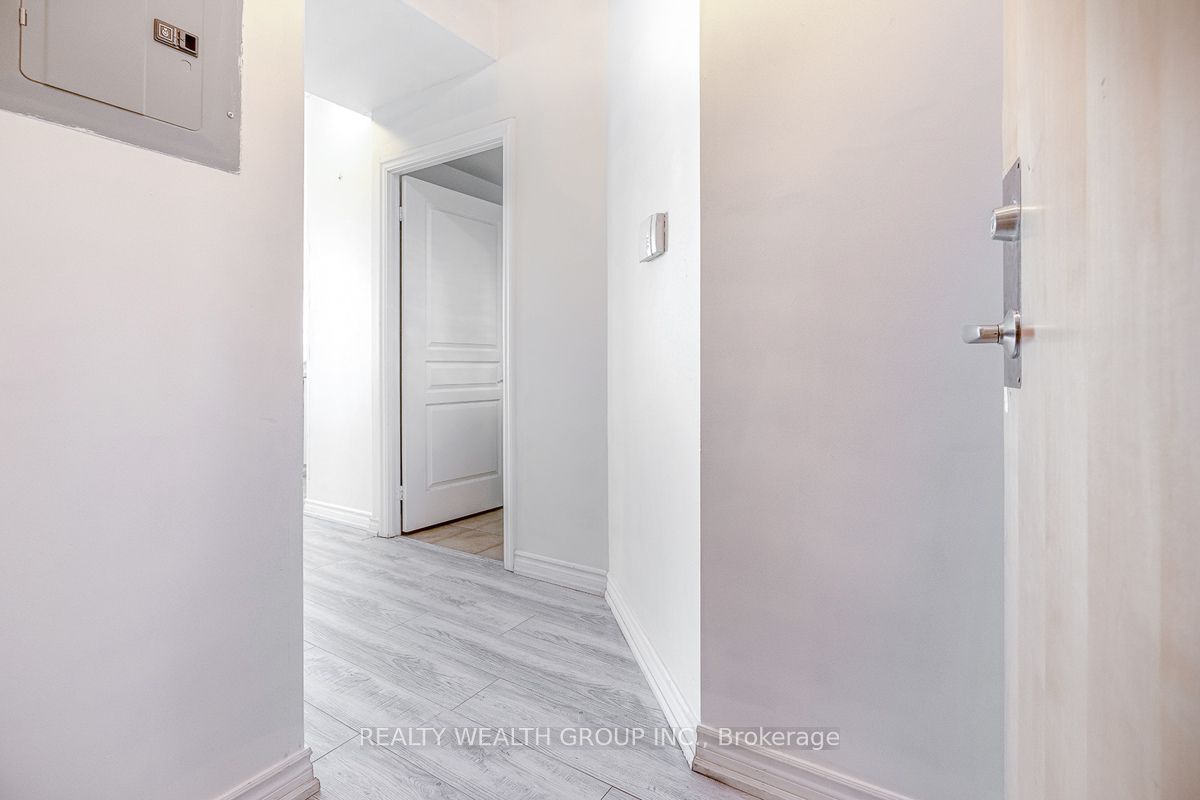 3939 Duke Of York Boulevard, #2505