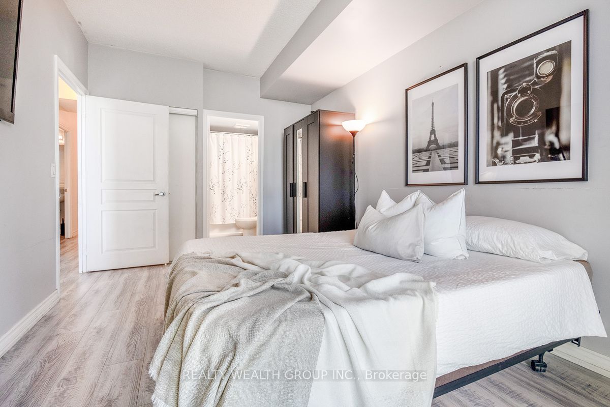 3939 Duke Of York Boulevard, #2505