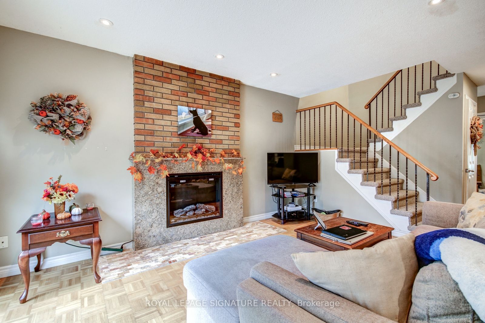 4188 Martlen Crescent