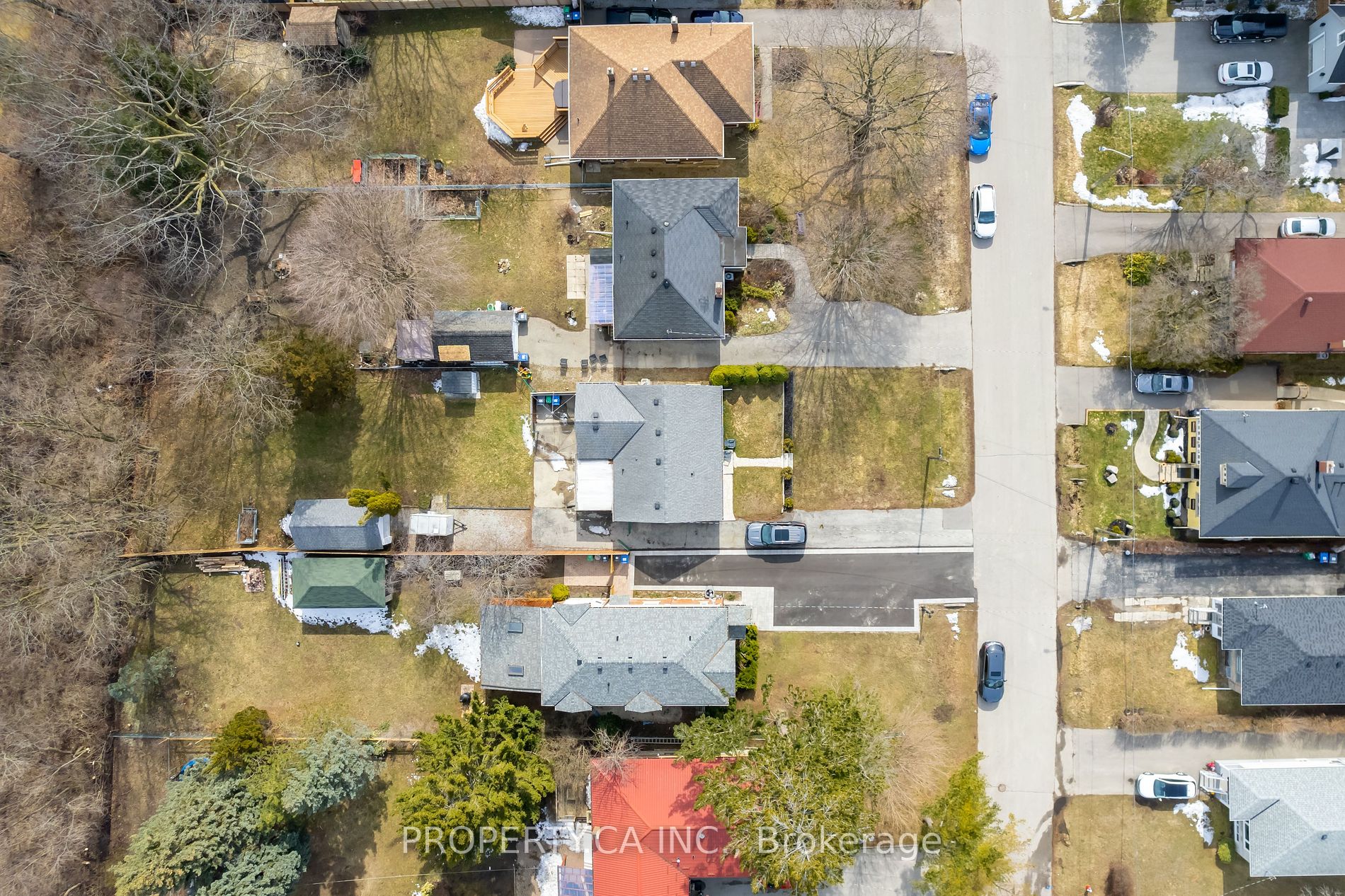 1079 Deta Rd