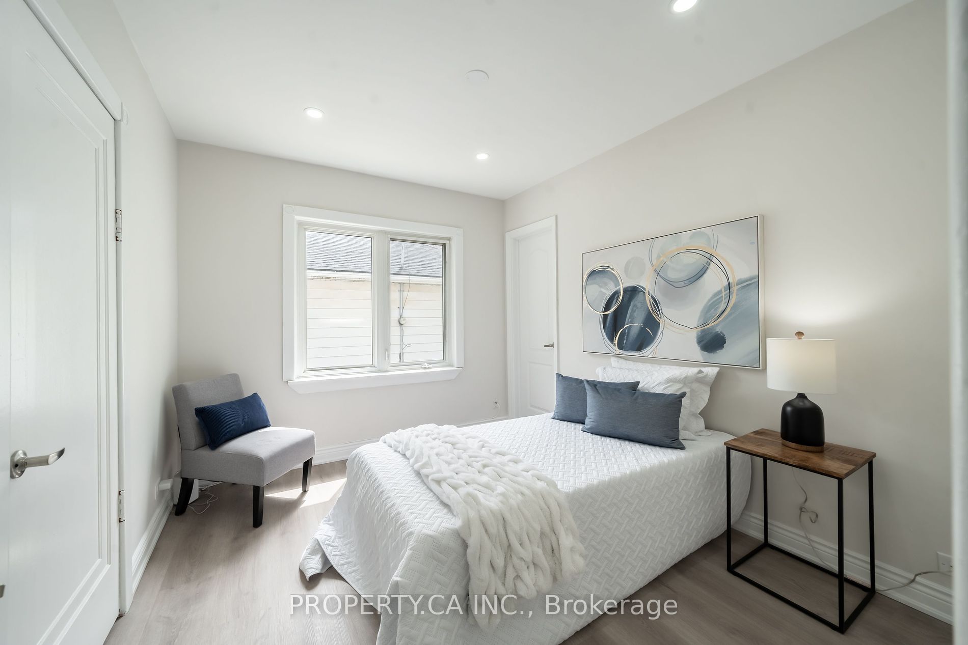 1079 Deta Rd