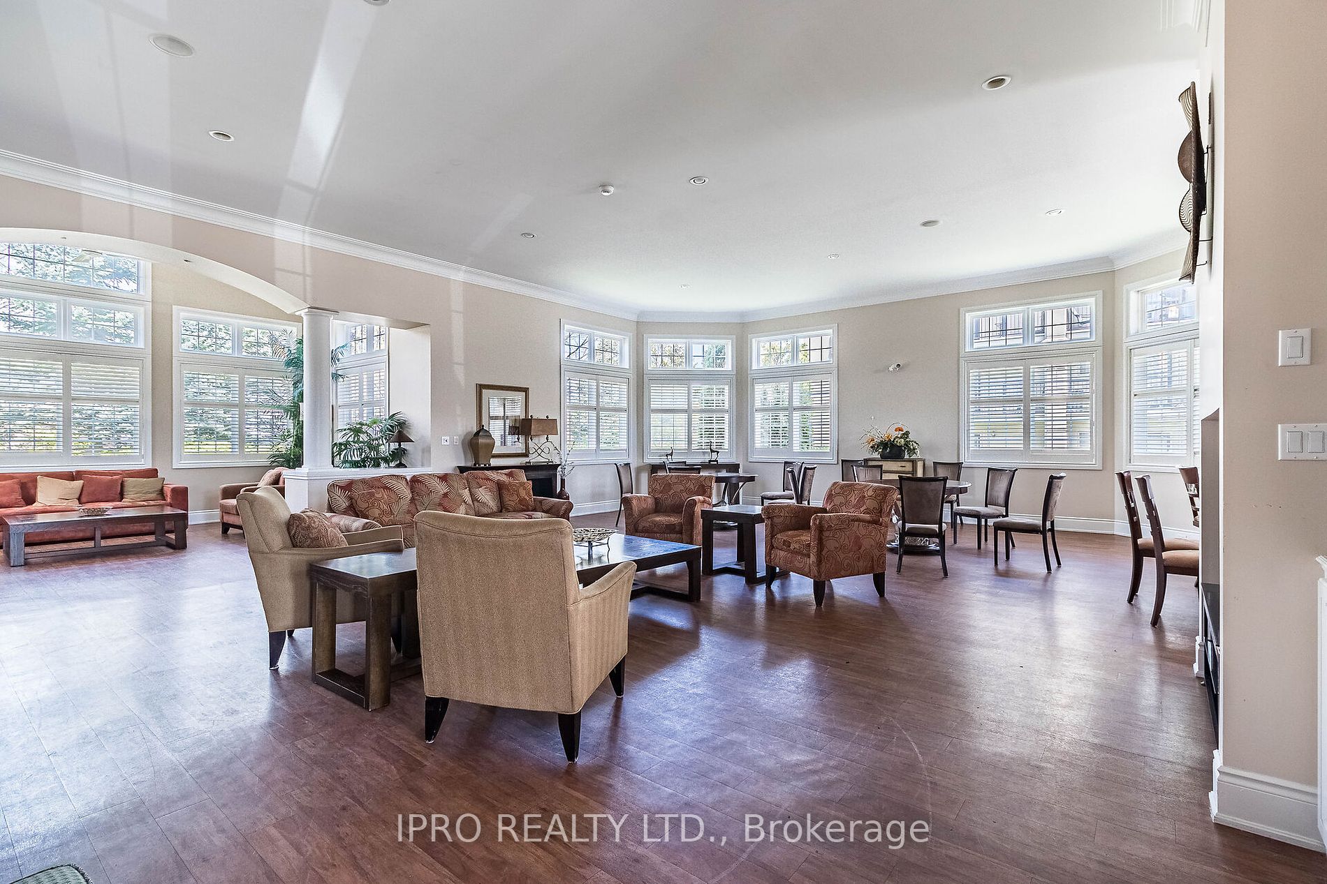 1471 Maple Avenue #112