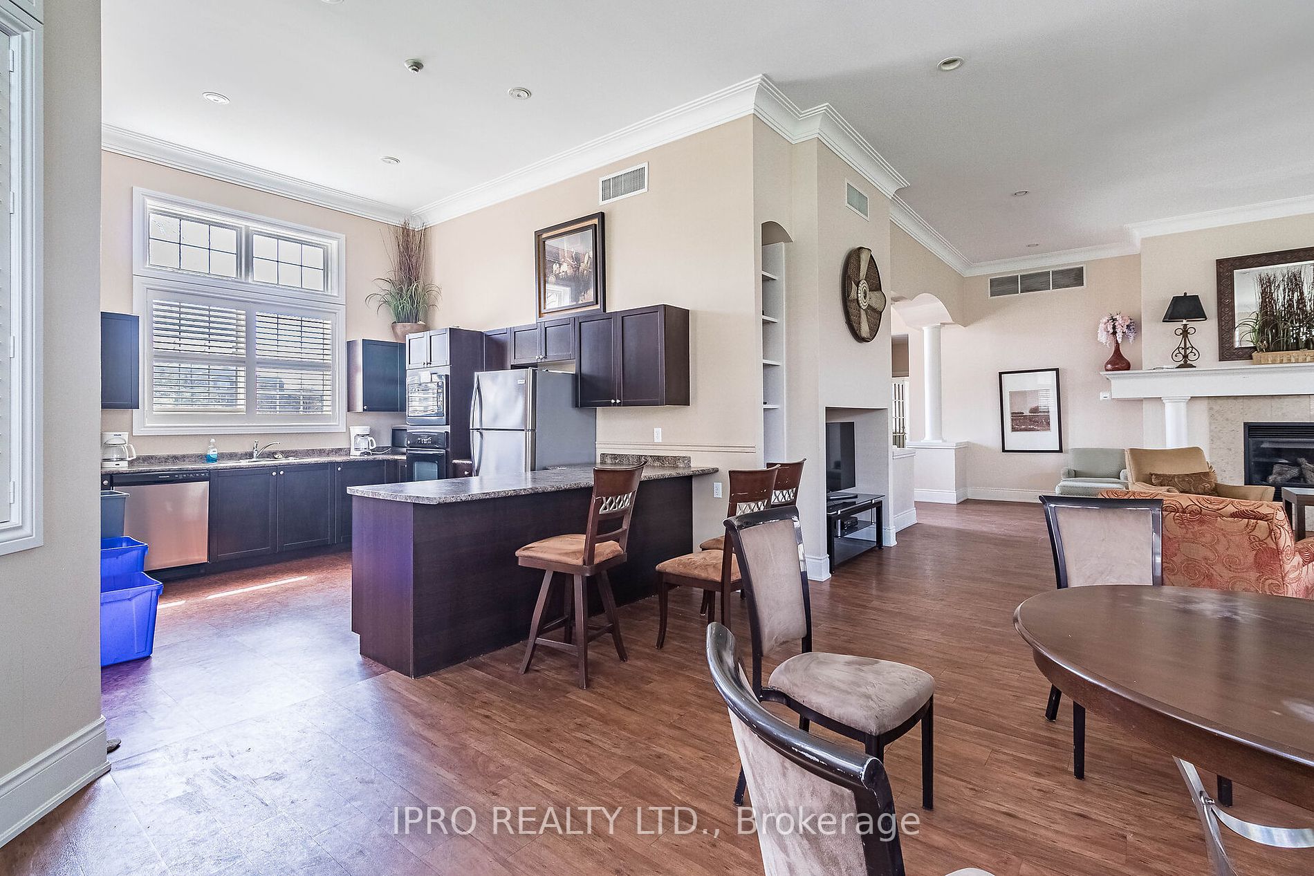 1471 Maple Avenue #112