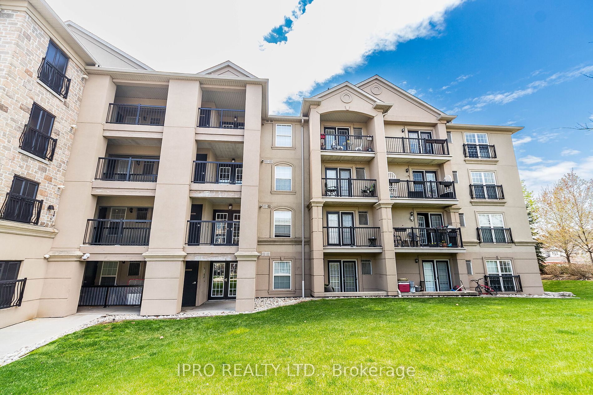1471 Maple Avenue #112