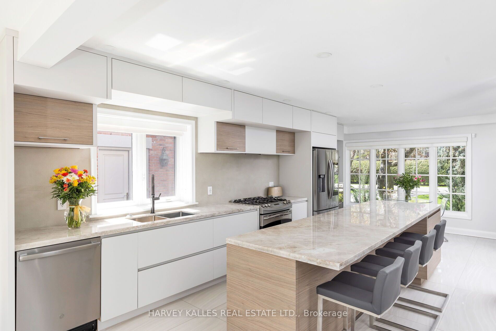 59 Edgevalley Drive