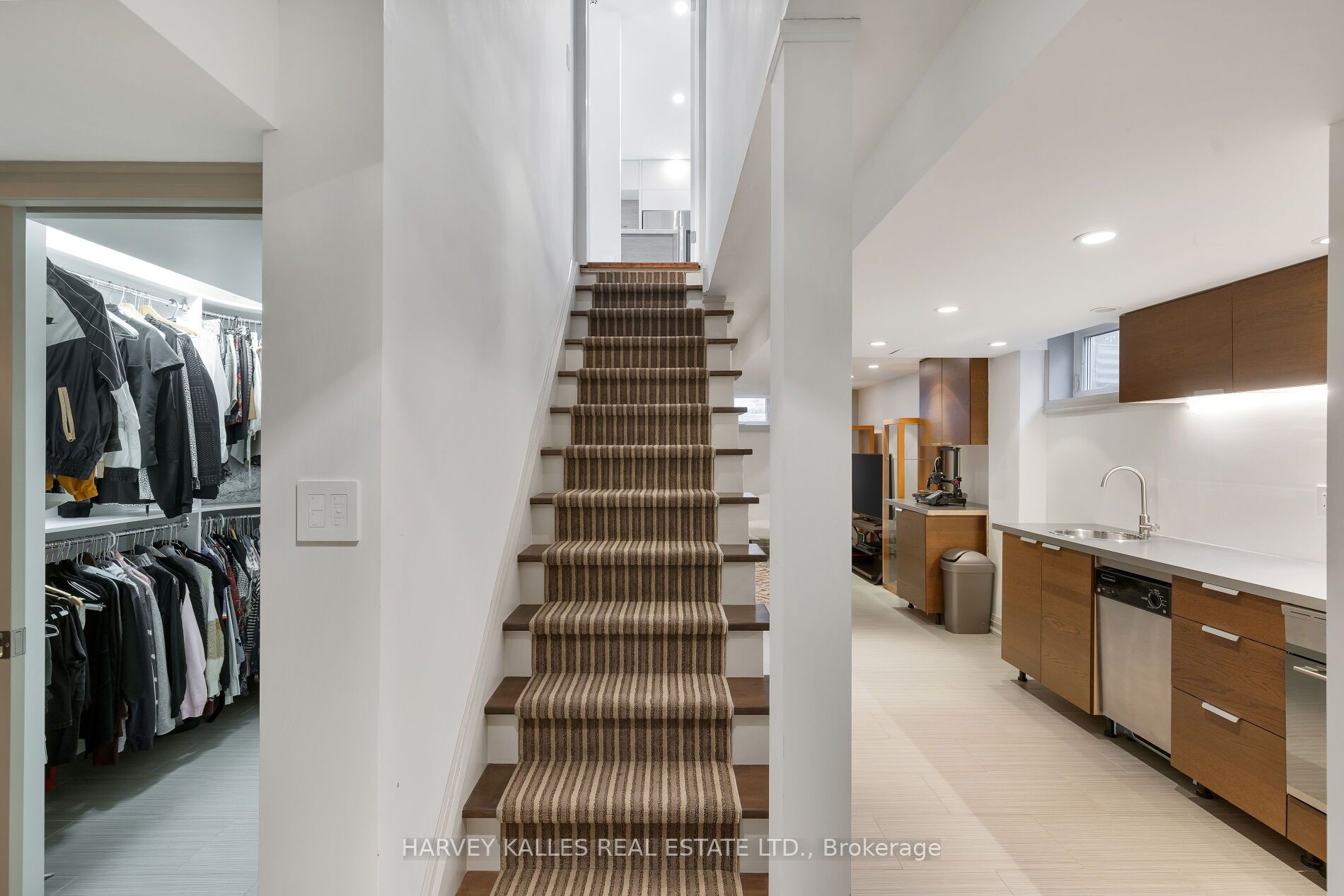59 Edgevalley Drive