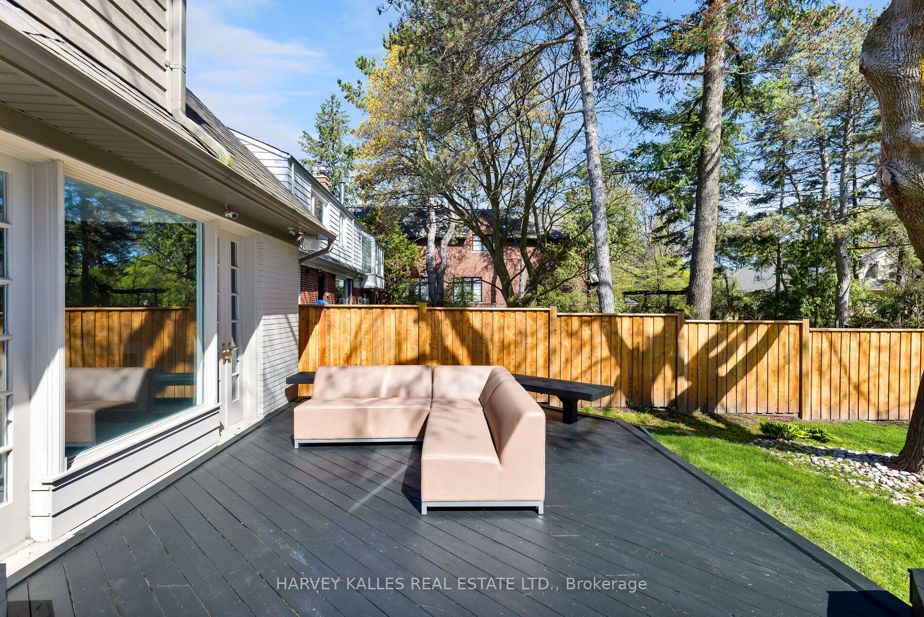 59 Edgevalley Drive