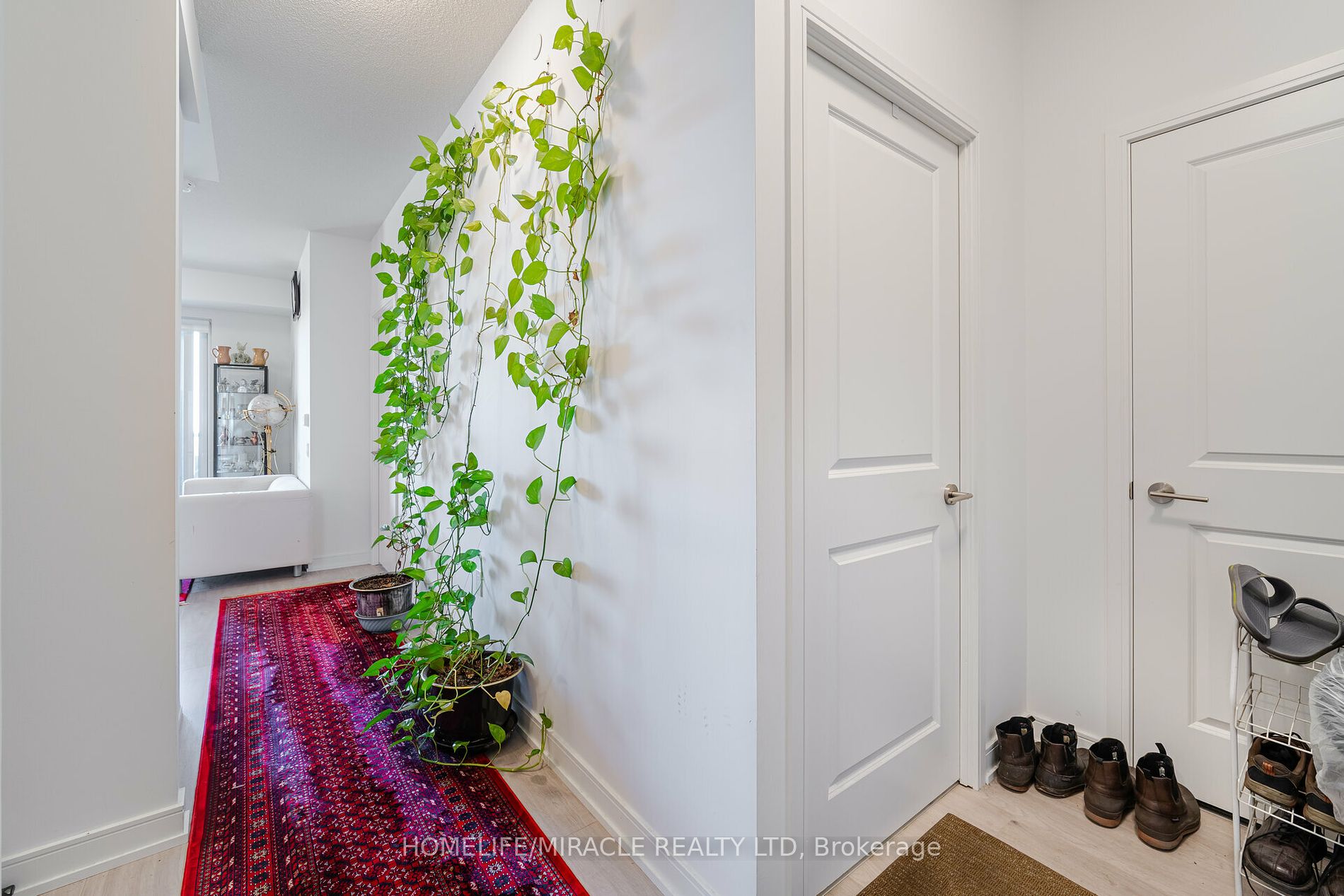 8 Nahani Way, #3020
