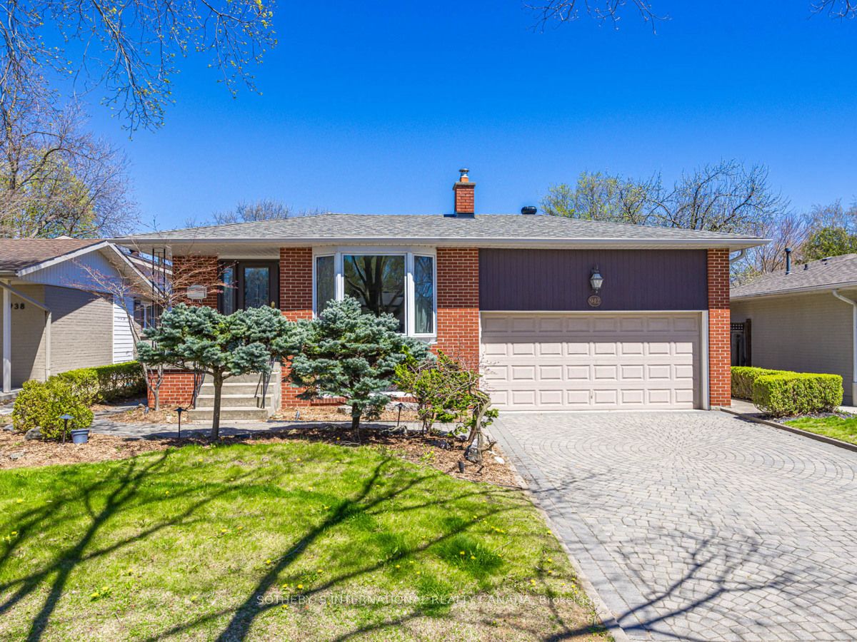 942 Fletcher Valley Cres