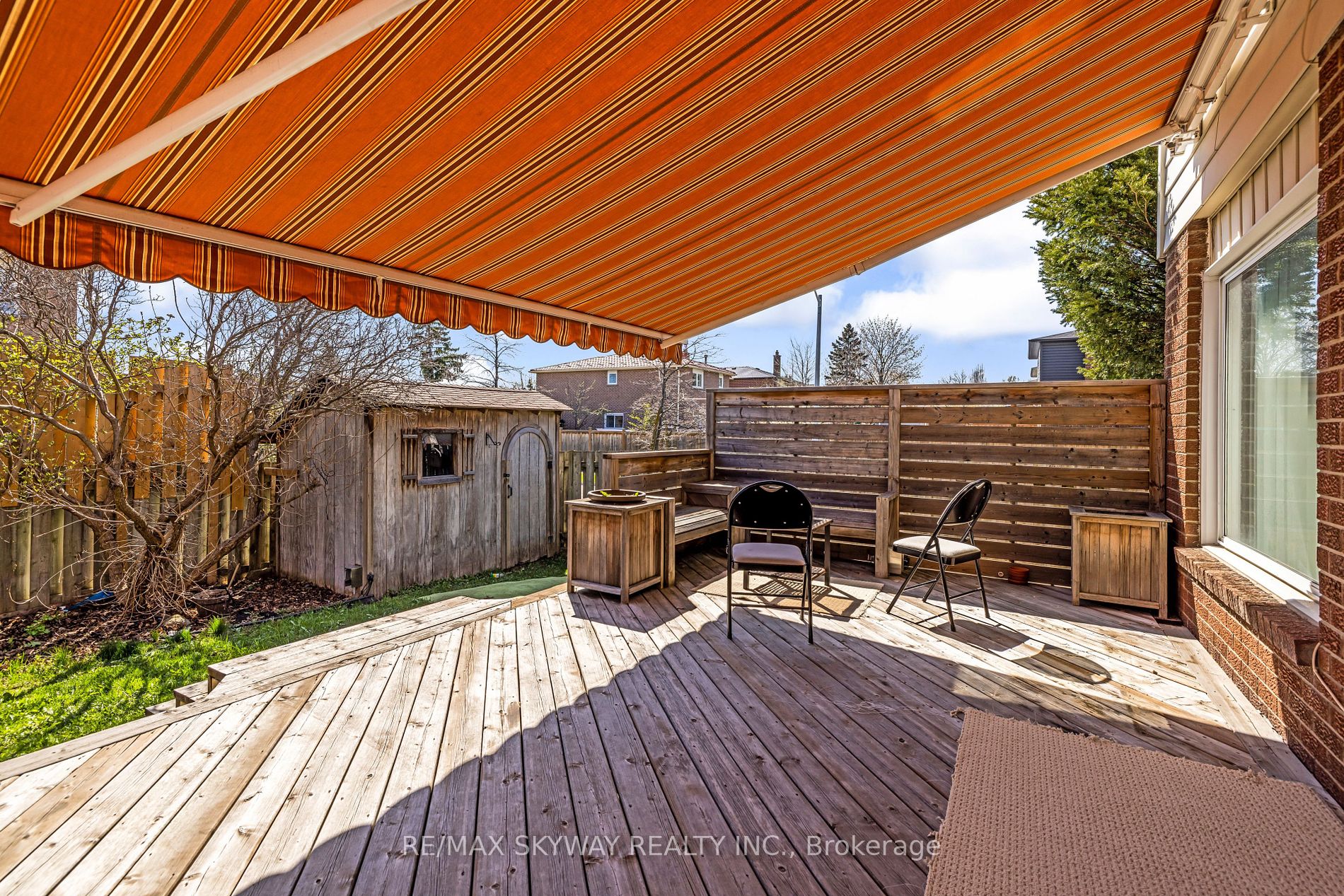 60 Martindale Crescent