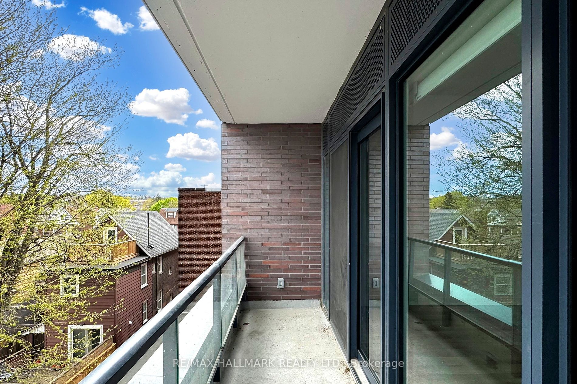 1808 St. Clair Avenue W #304