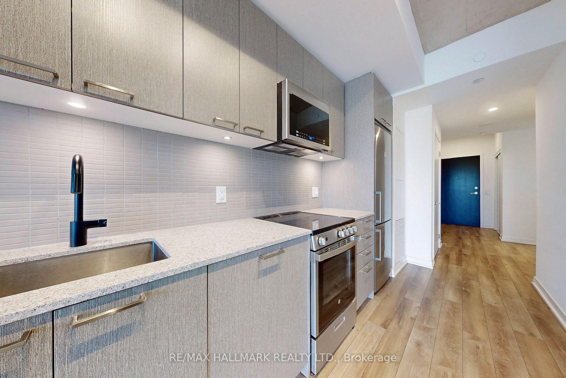 1808 St. Clair Avenue W #304