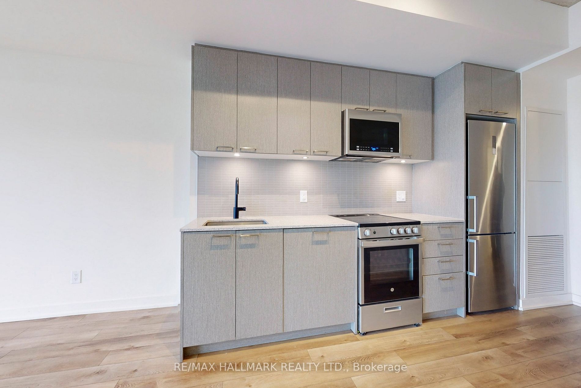 1808 St. Clair Avenue W #304