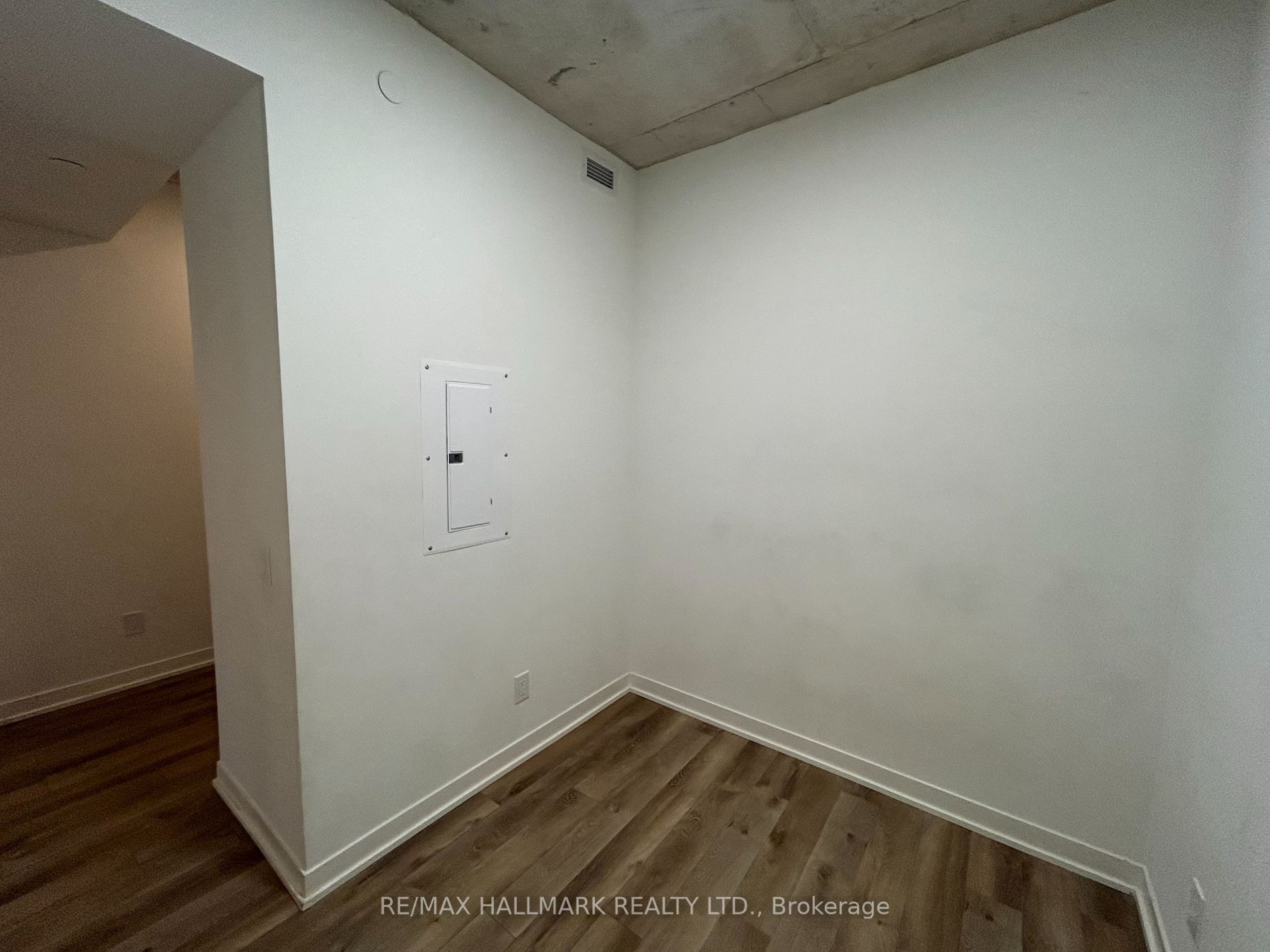1808 St. Clair Avenue W #304