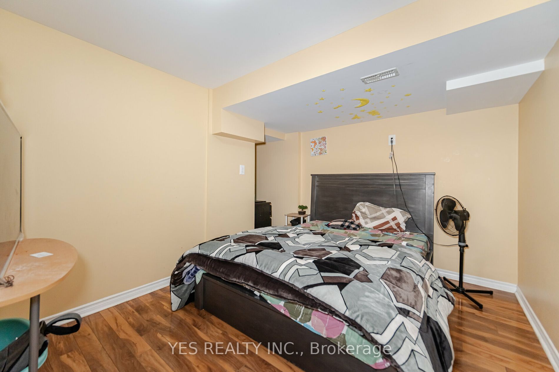 28 Totten Dr