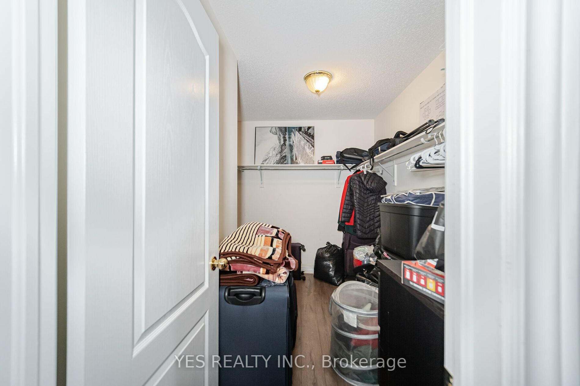 28 Totten Dr