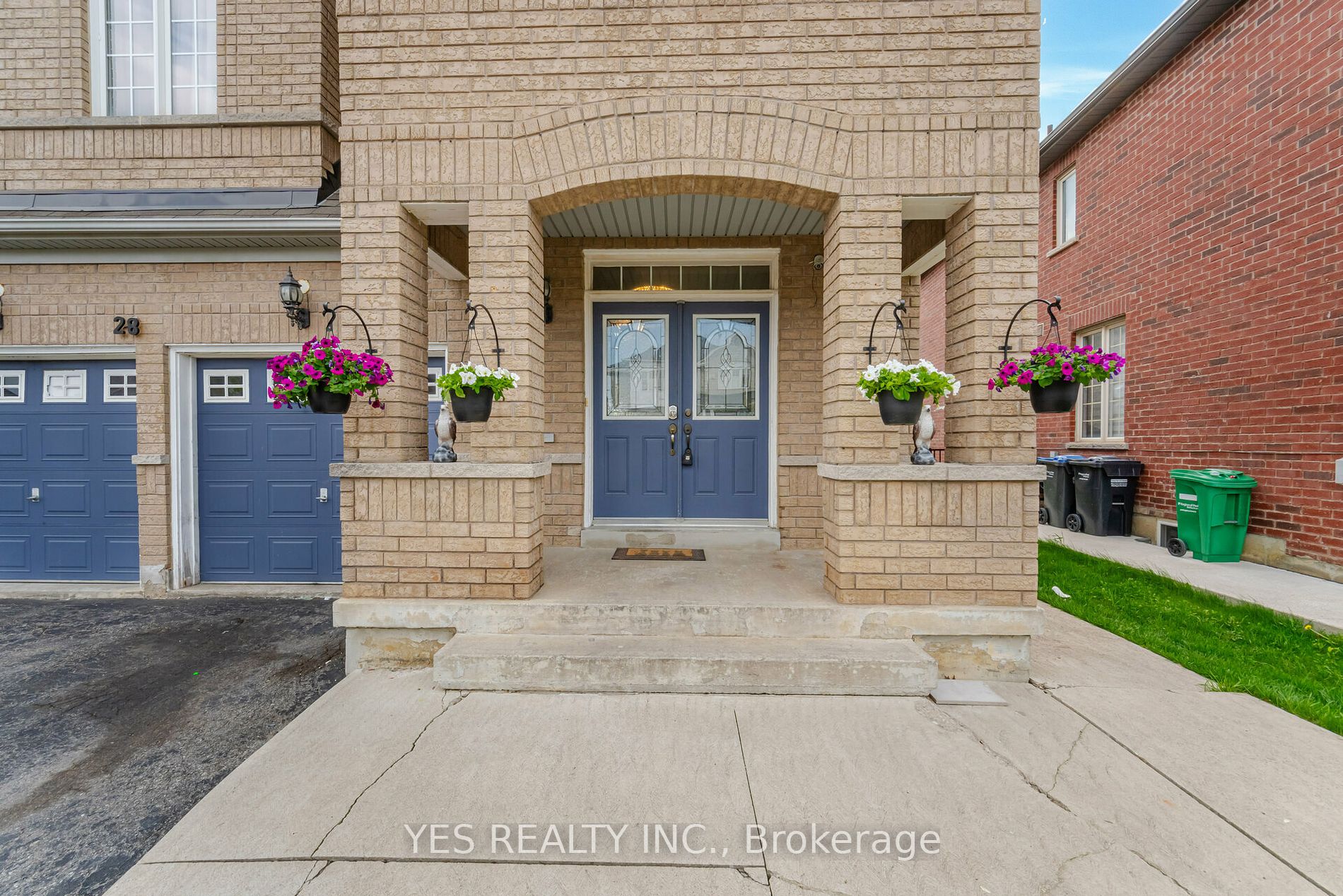28 Totten Dr