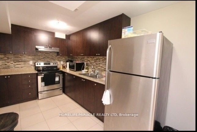 22 Long Branch Tr