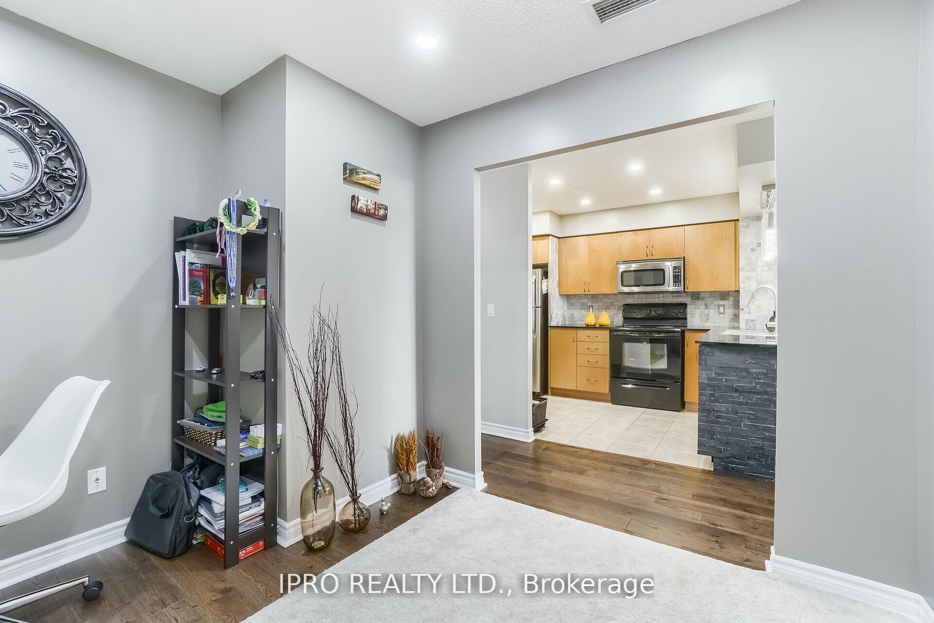 4090 Living Arts Dr, #708
