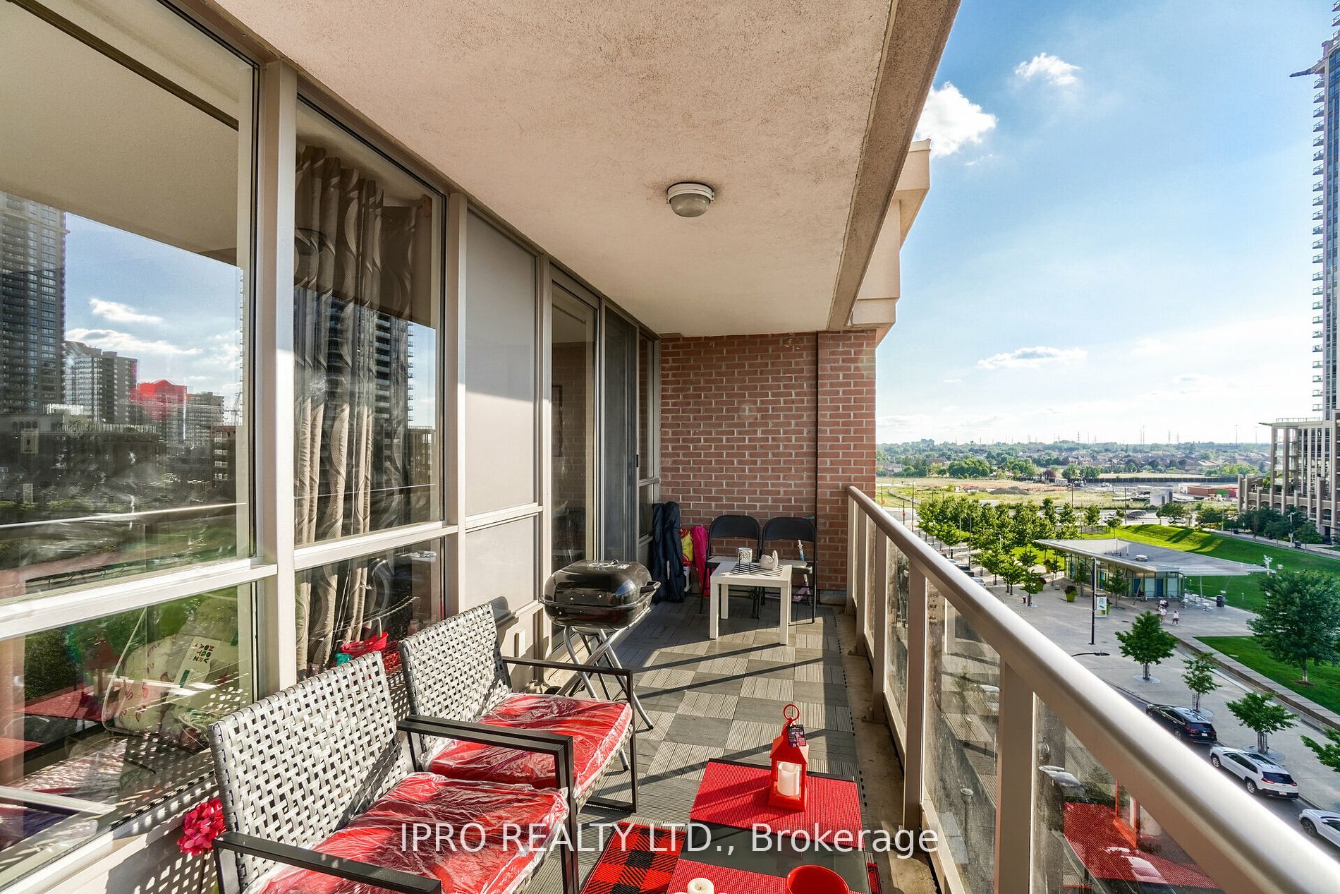 4090 Living Arts Dr, #708