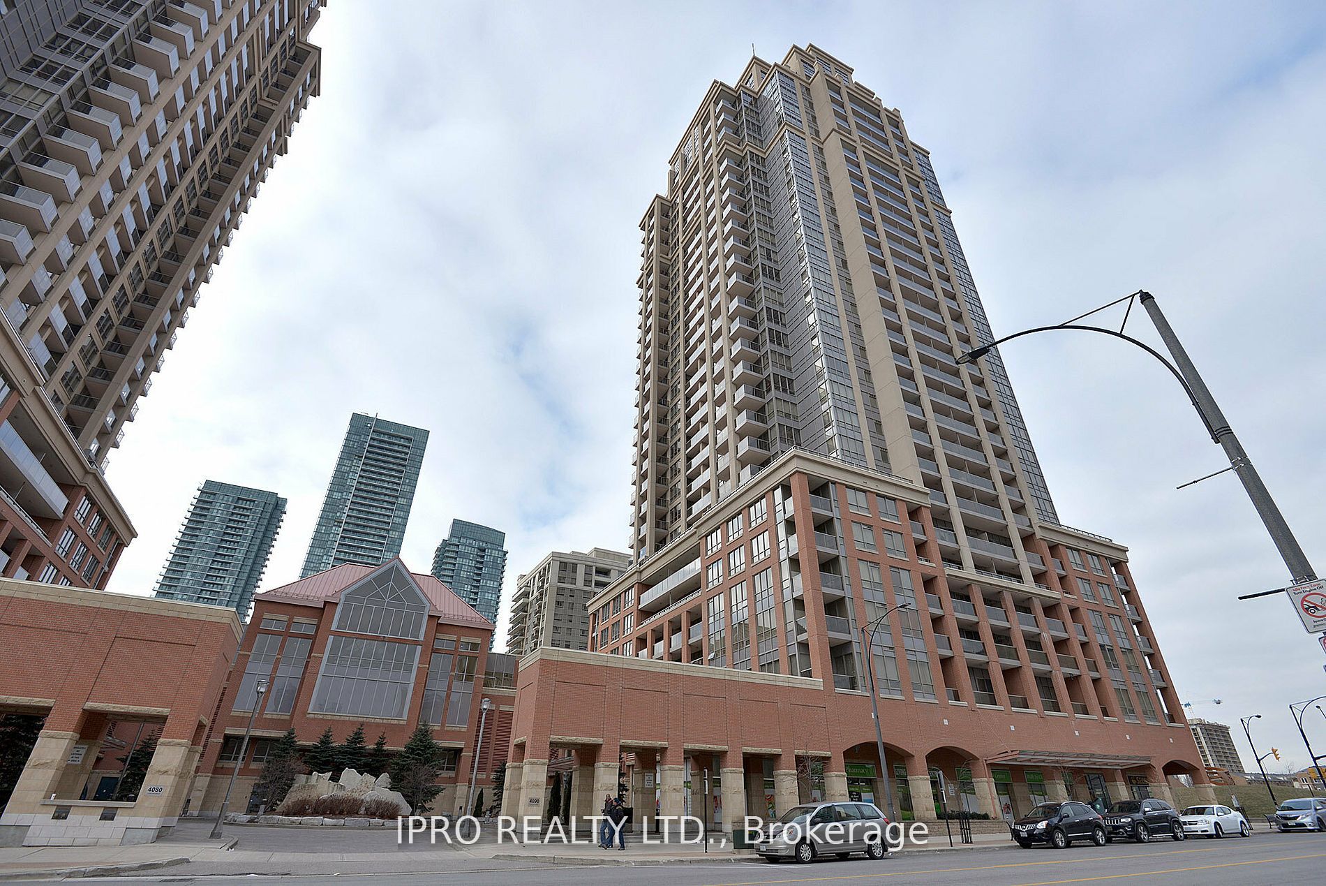 4090 Living Arts Dr, #708