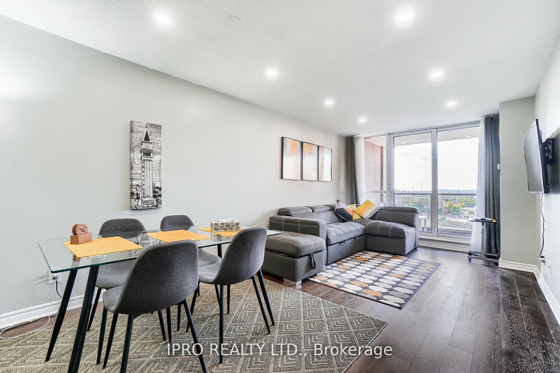 4090 Living Arts Dr, #708