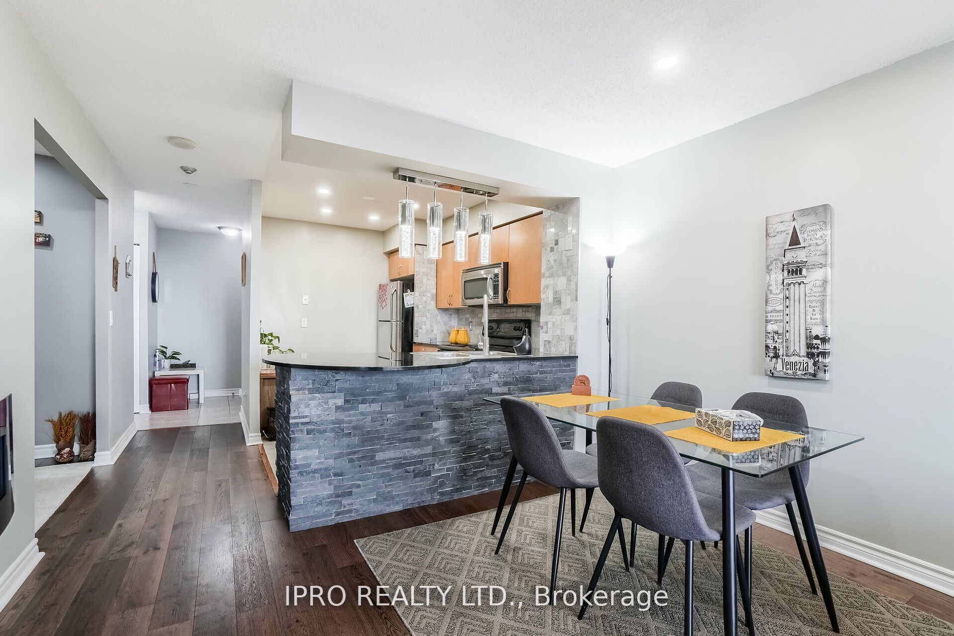 4090 Living Arts Dr, #708