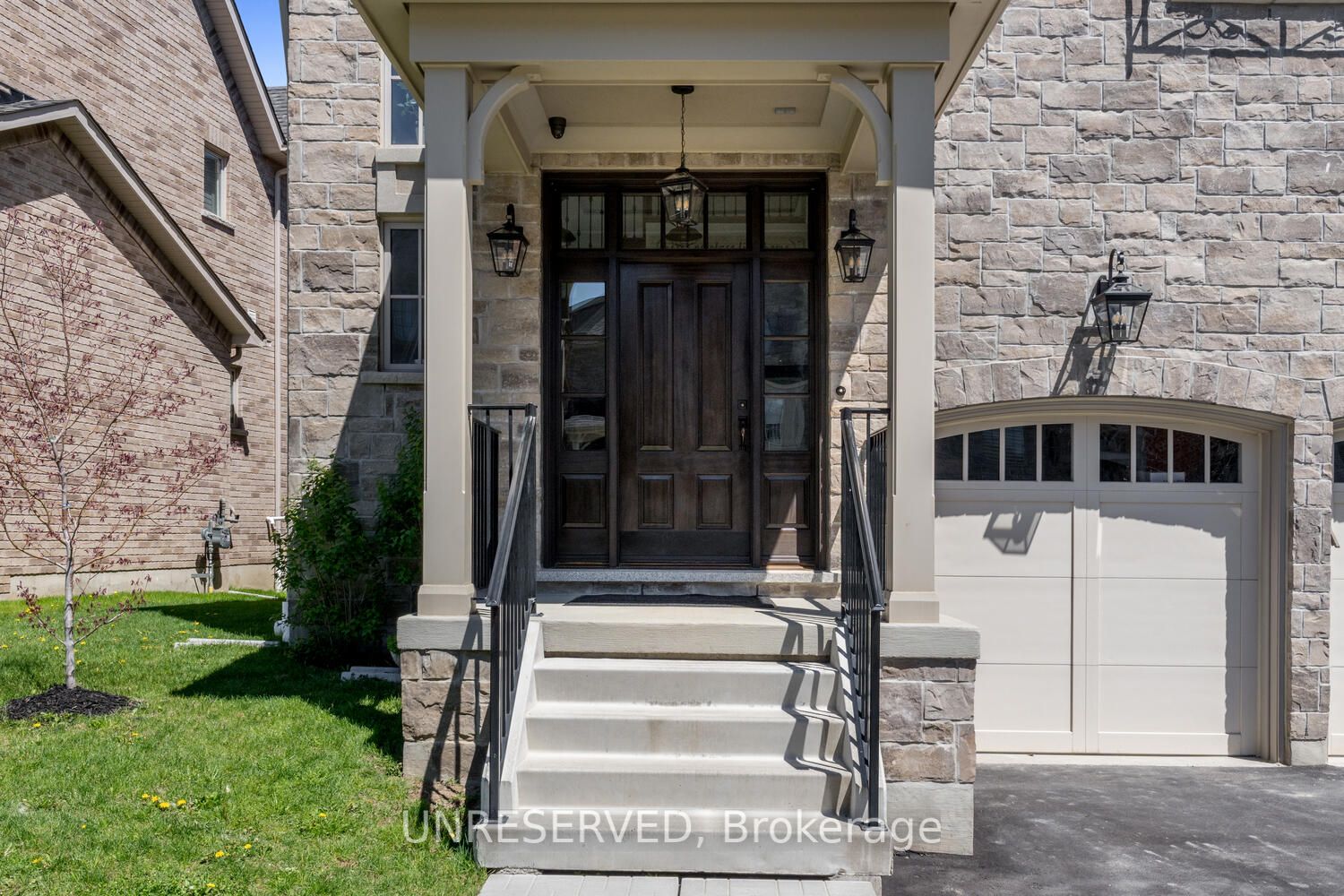 37 West Branch Drive
