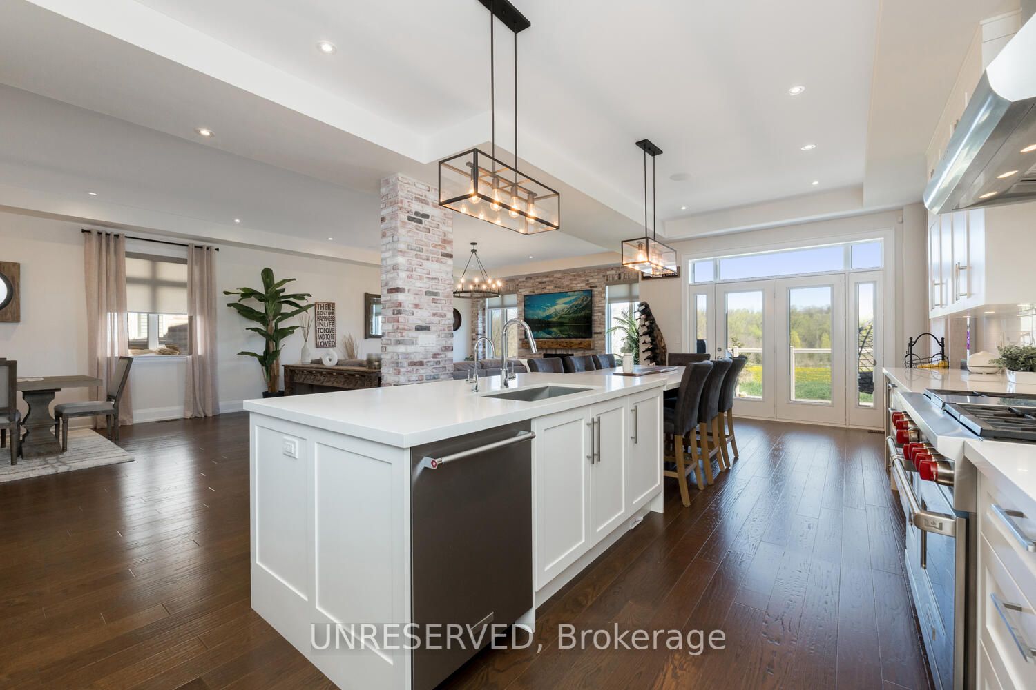 37 West Branch Drive