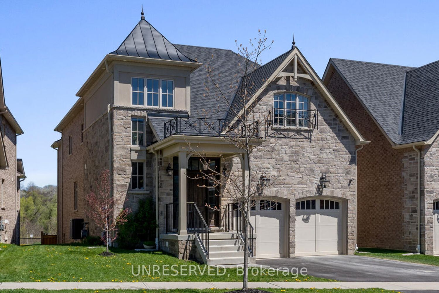 37 West Branch Drive