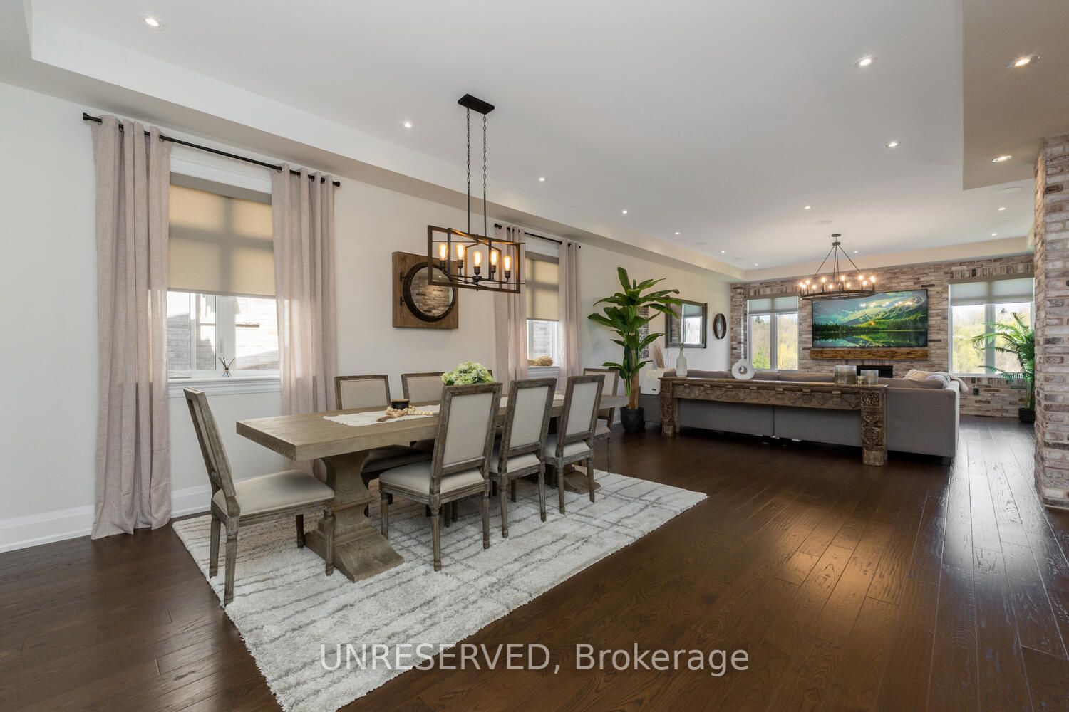 37 West Branch Drive