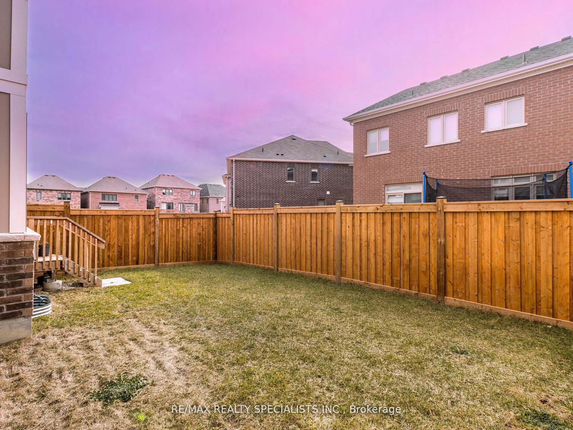 10 Speckled Alder Street