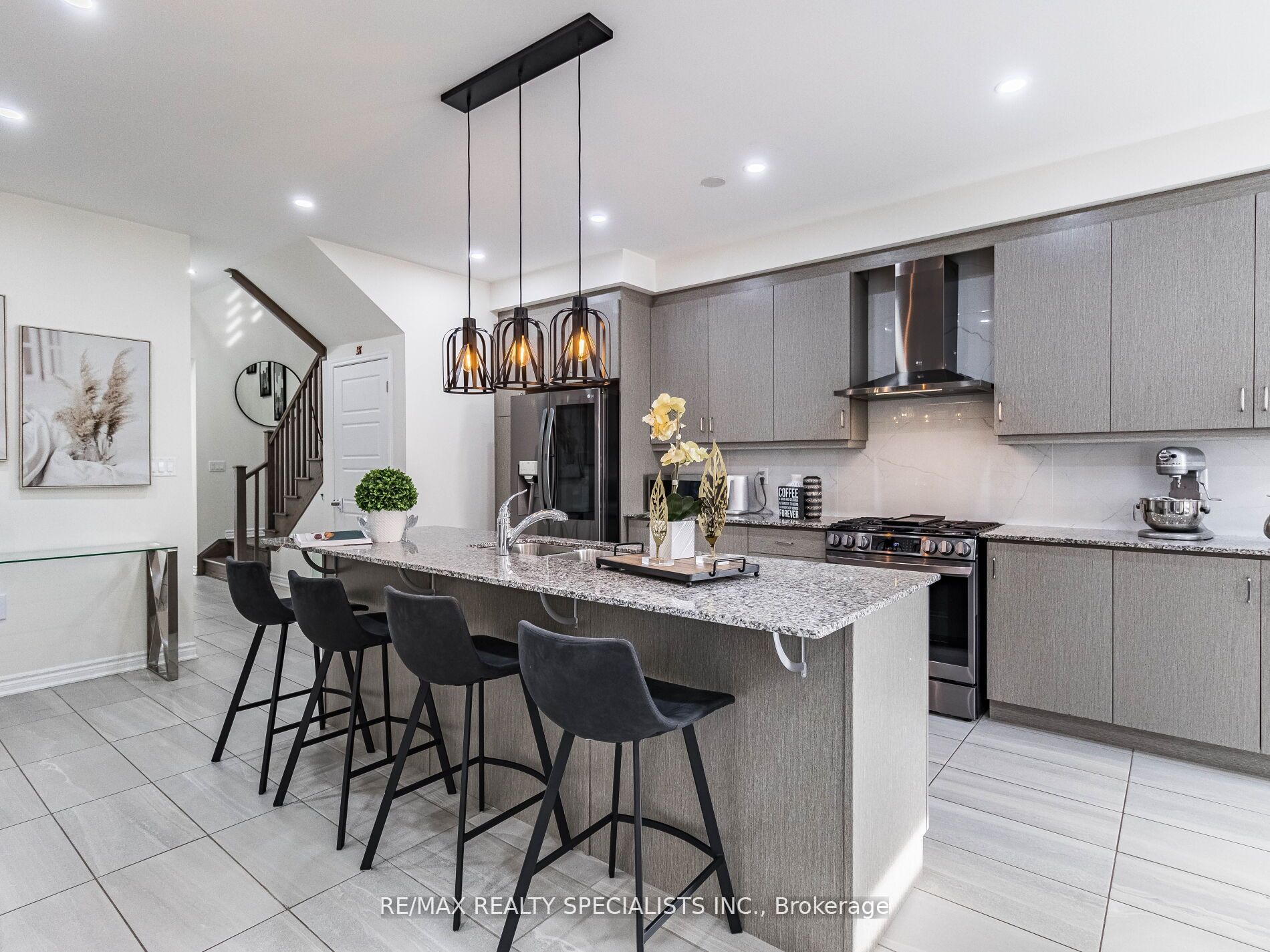 10 Speckled Alder Street
