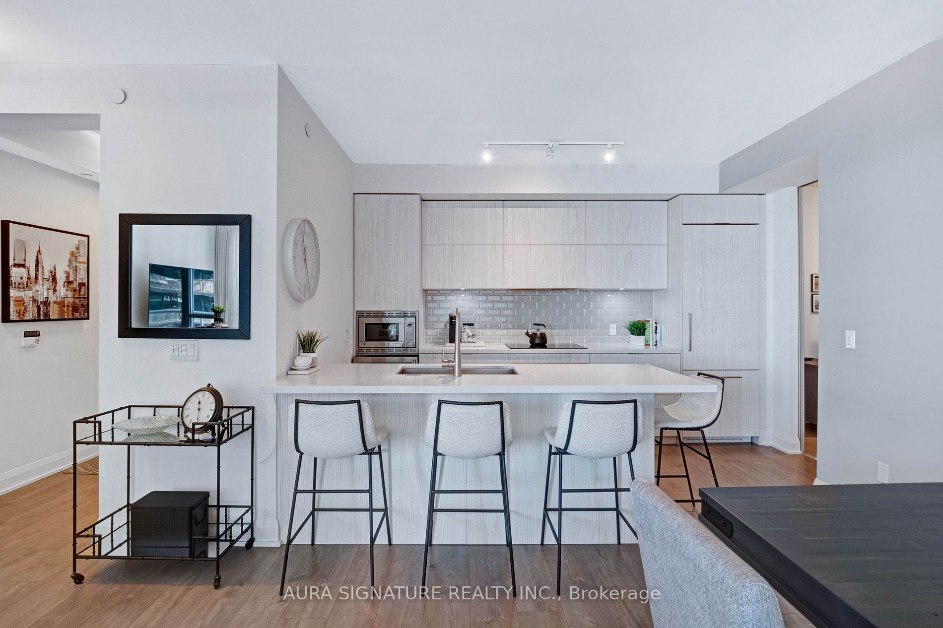 110 Marine Parade Drive #901
