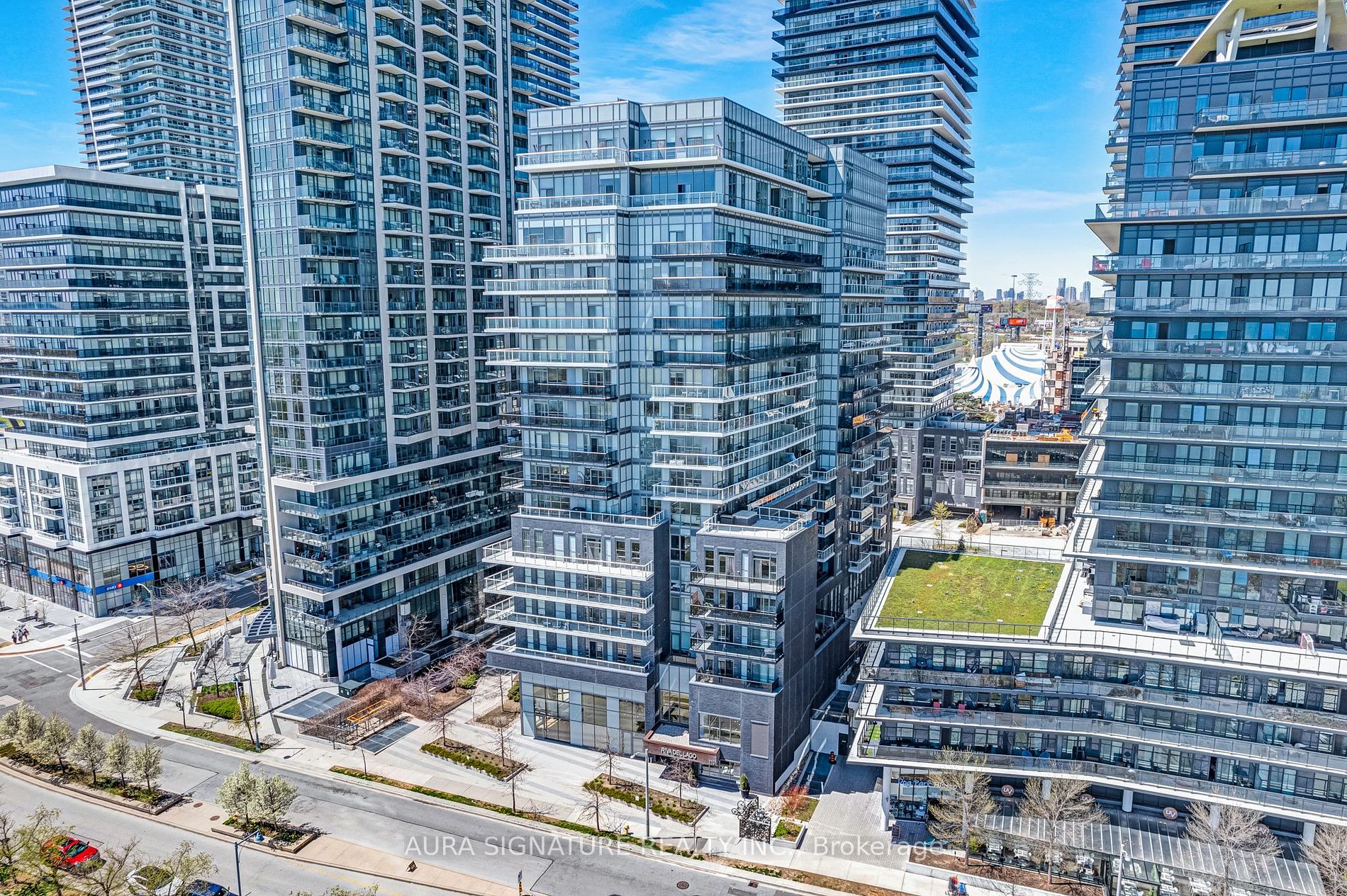 110 Marine Parade Drive #901