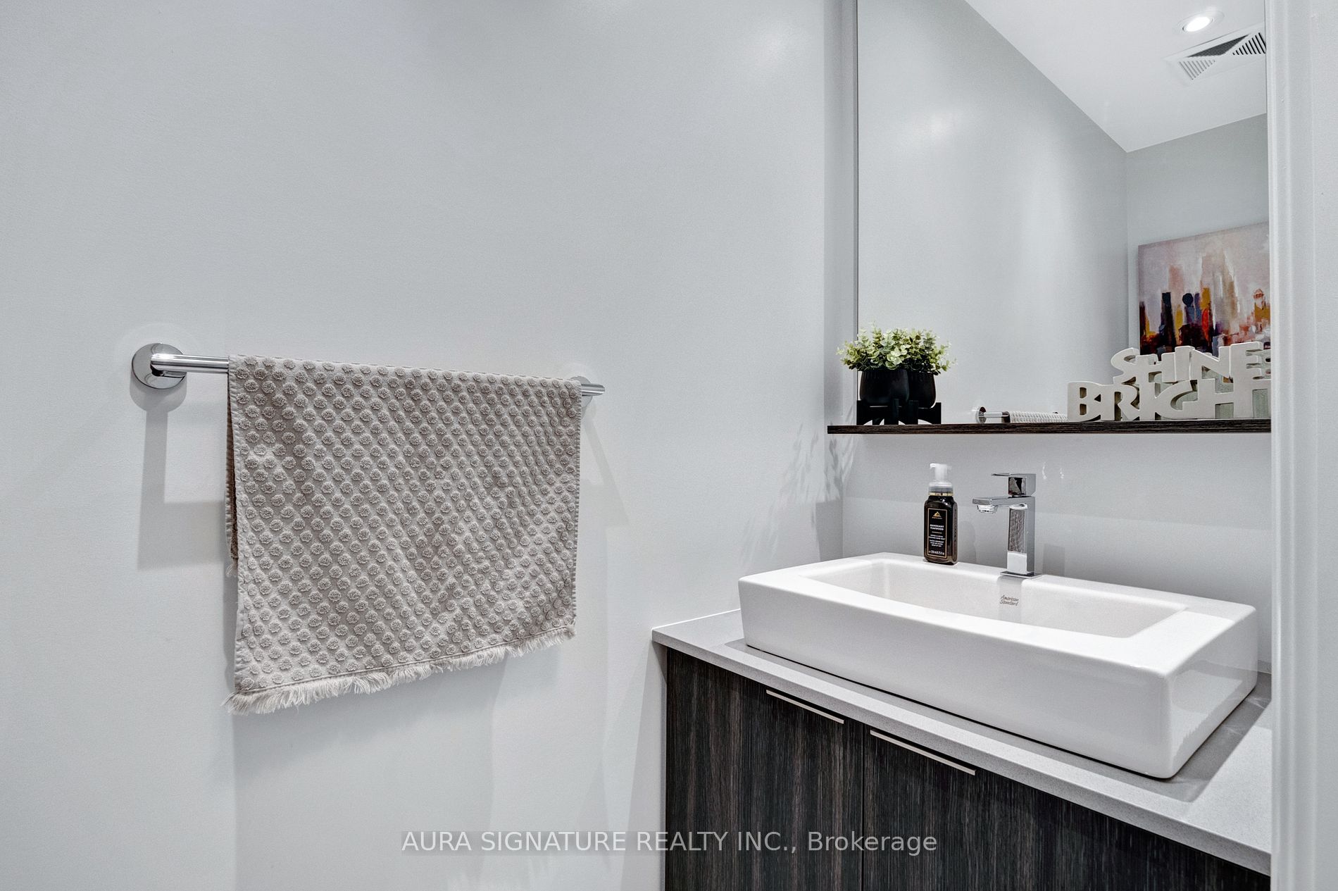110 Marine Parade Drive #901