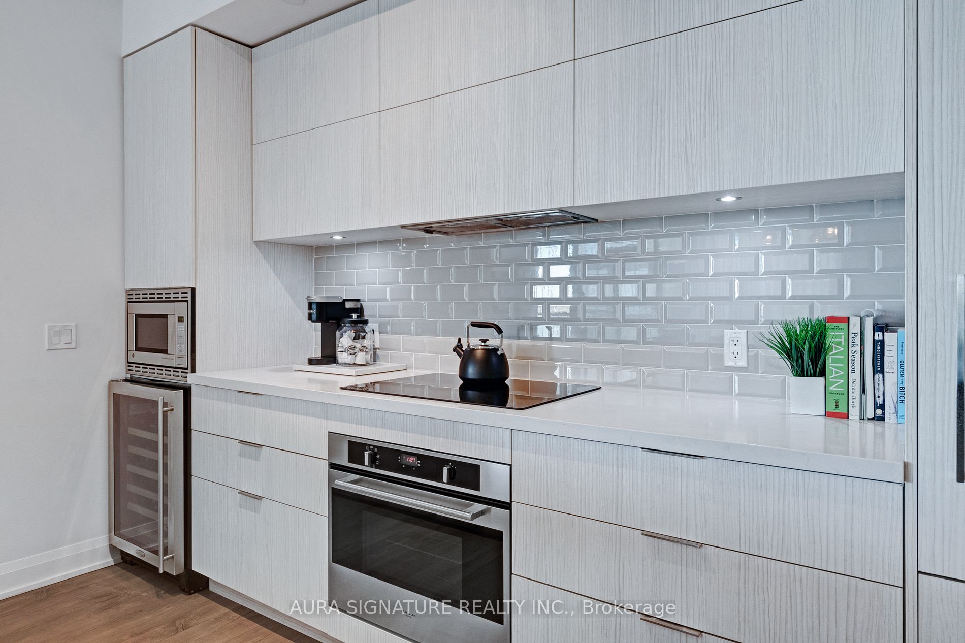 110 Marine Parade Drive #901