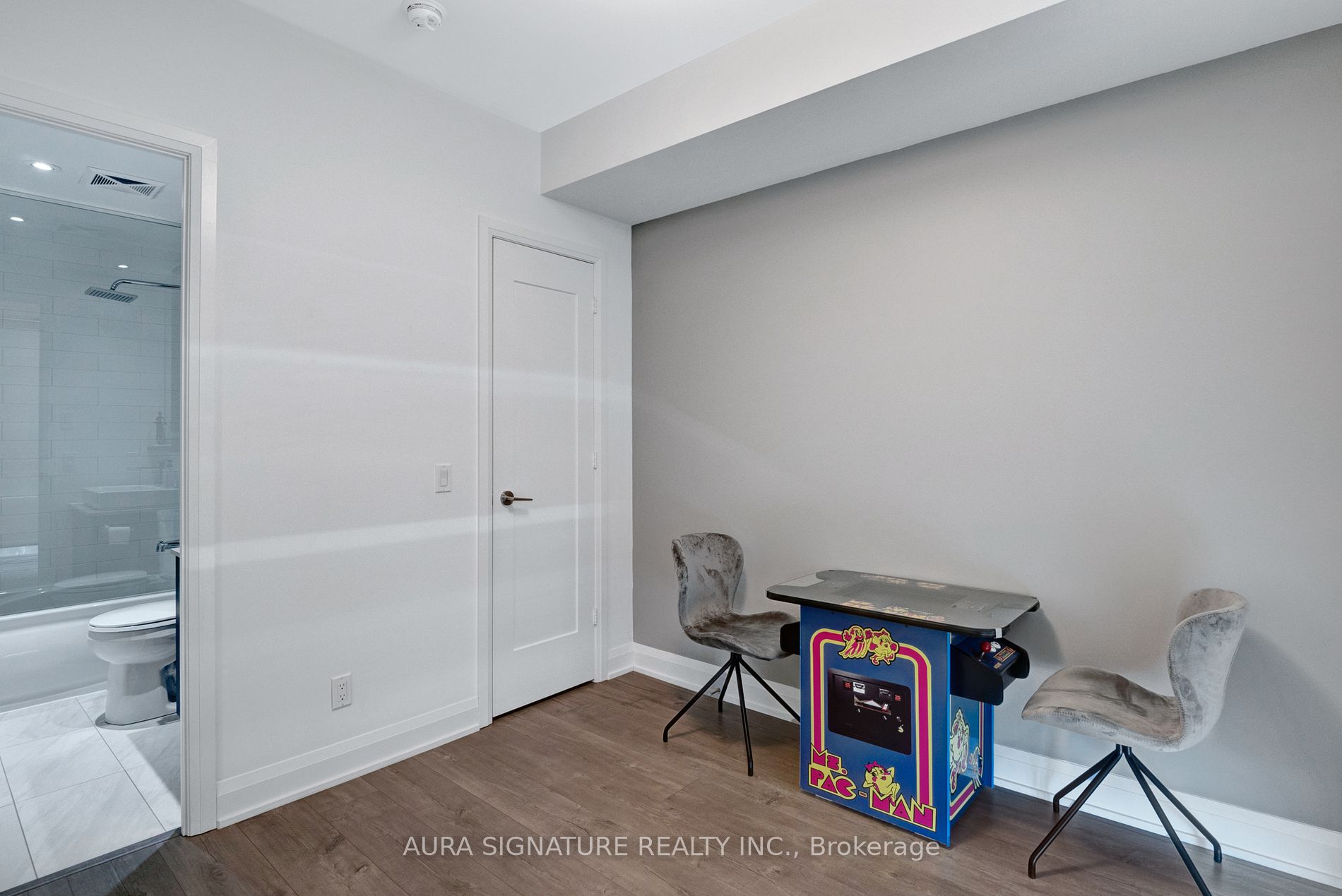 110 Marine Parade Drive #901