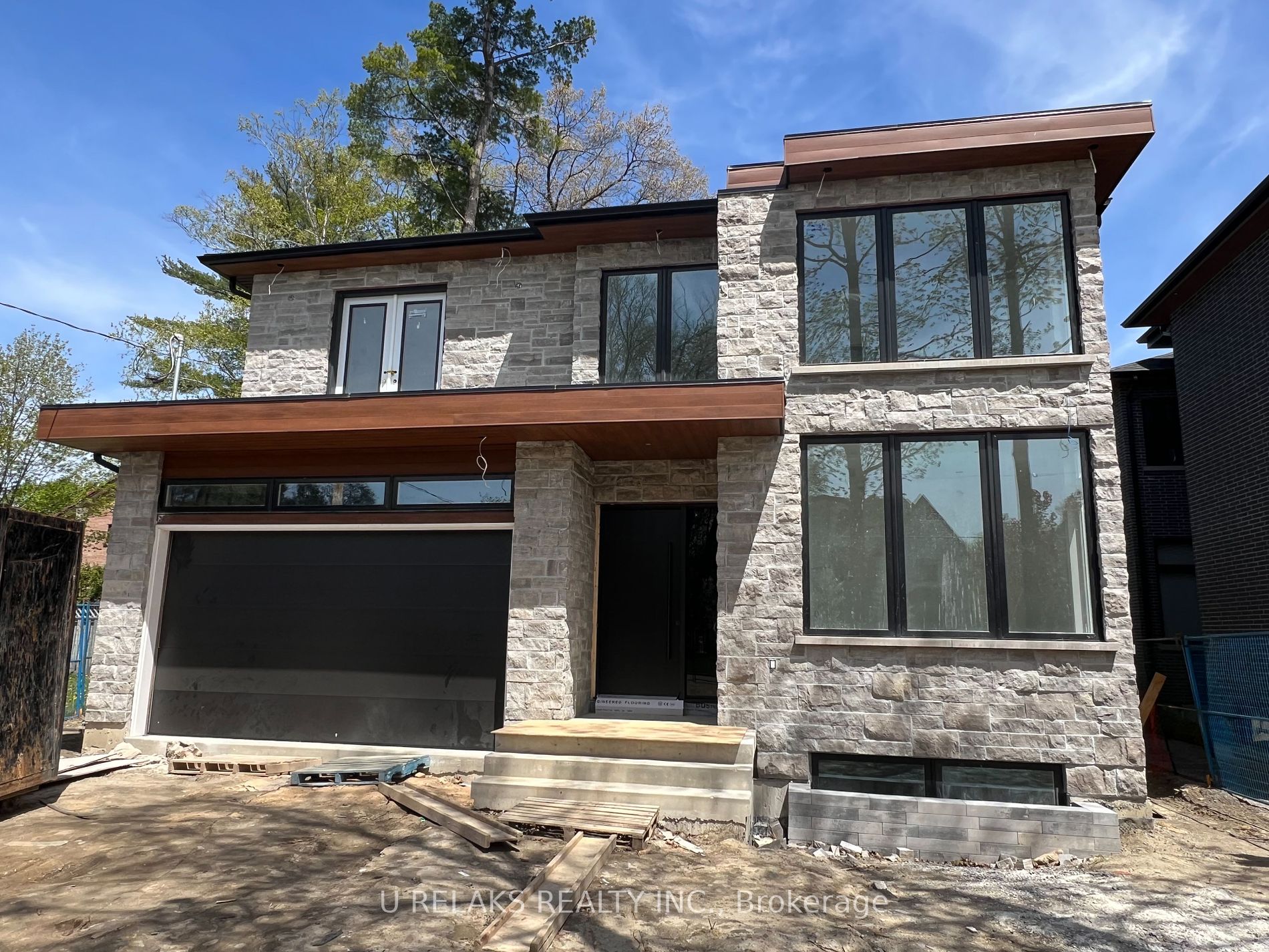 3081 Grenville Drive