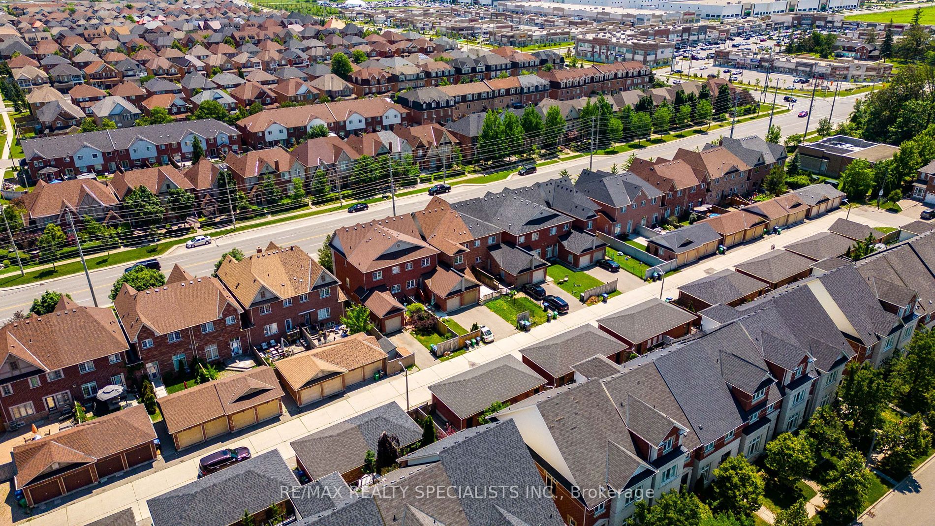 3533 Eglinton Ave W