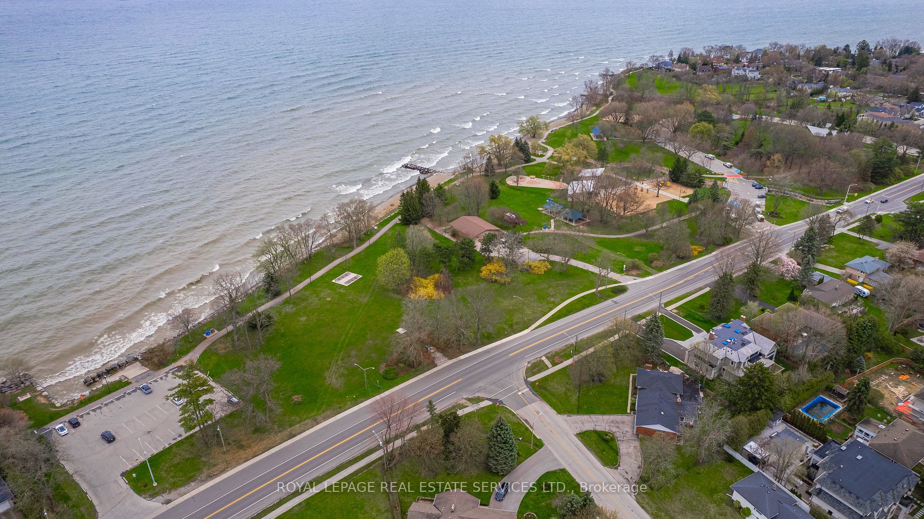 1257 Lakeshore Road W