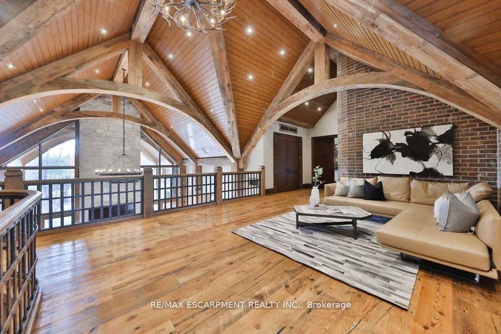1300 Oak Lane