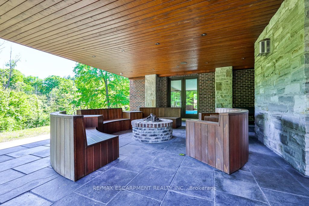 1300 Oak Lane