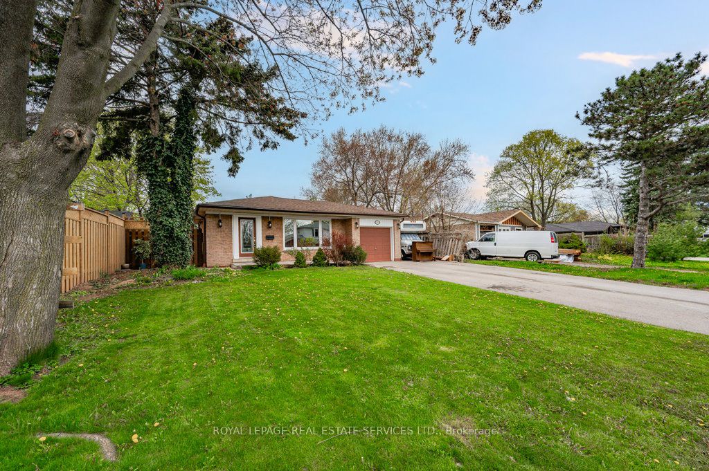 367 Yale Crescent