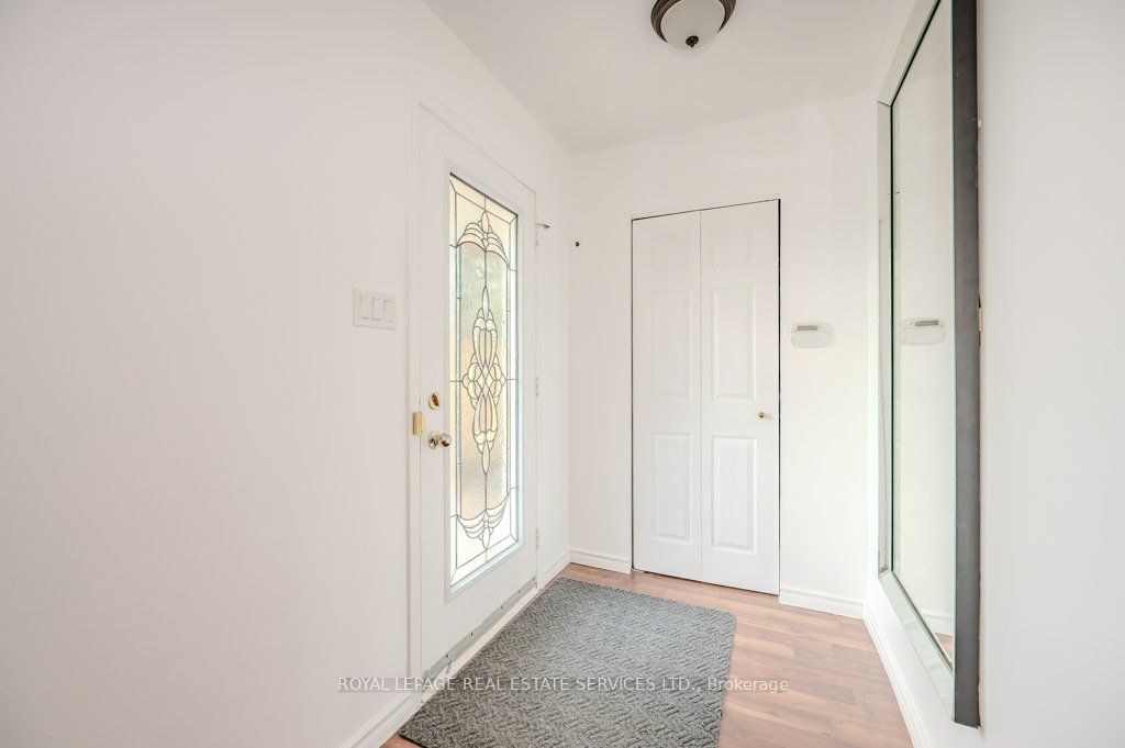367 Yale Crescent