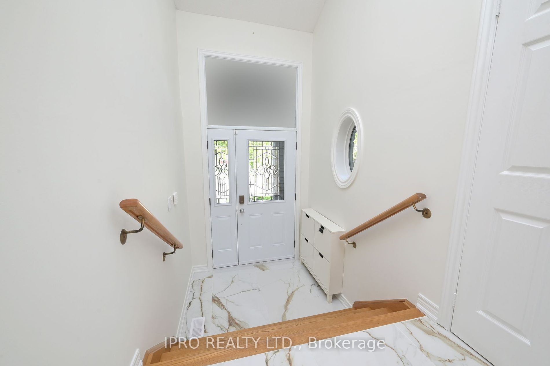 19 Terrastone Court