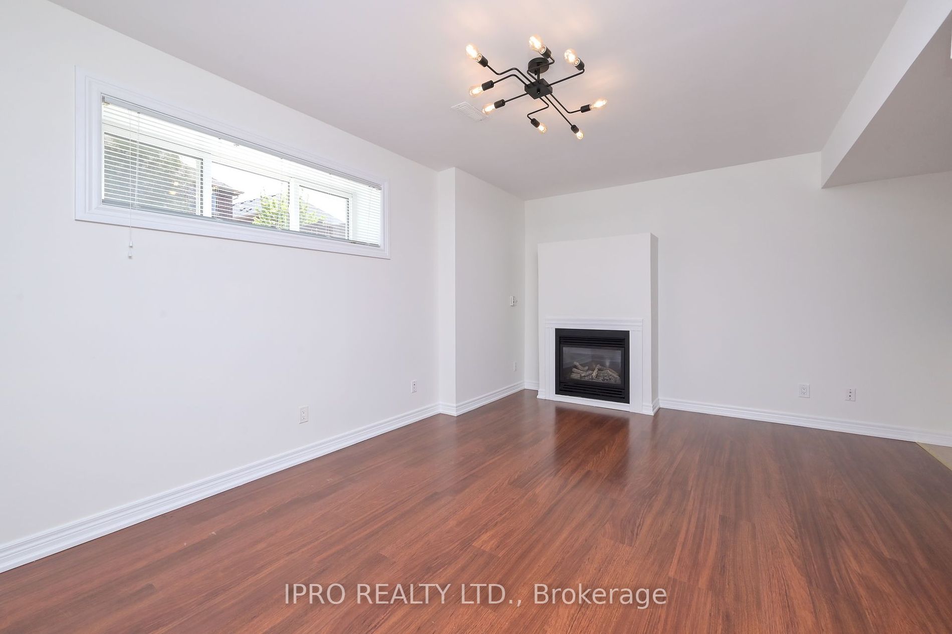 19 Terrastone Court