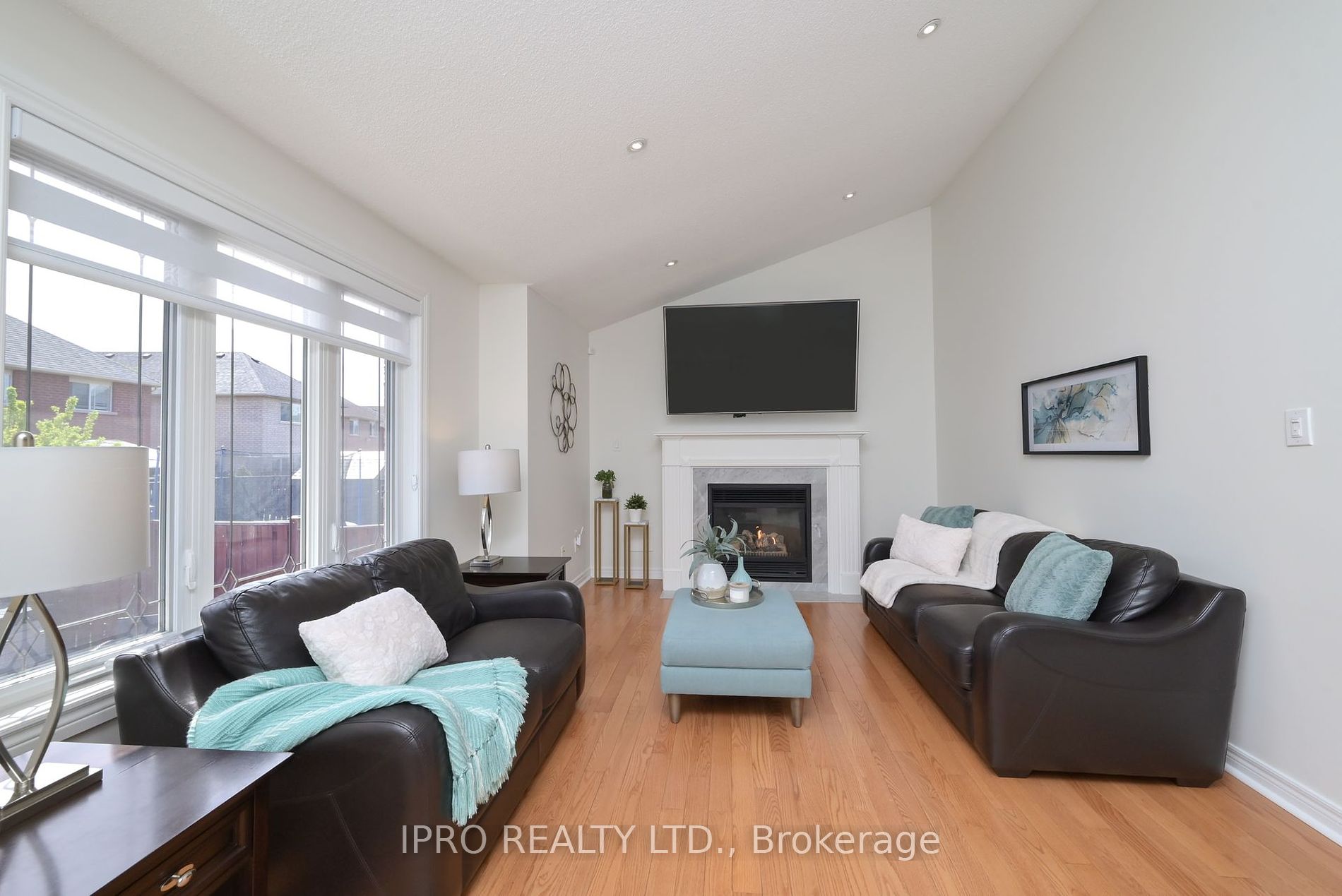19 Terrastone Court