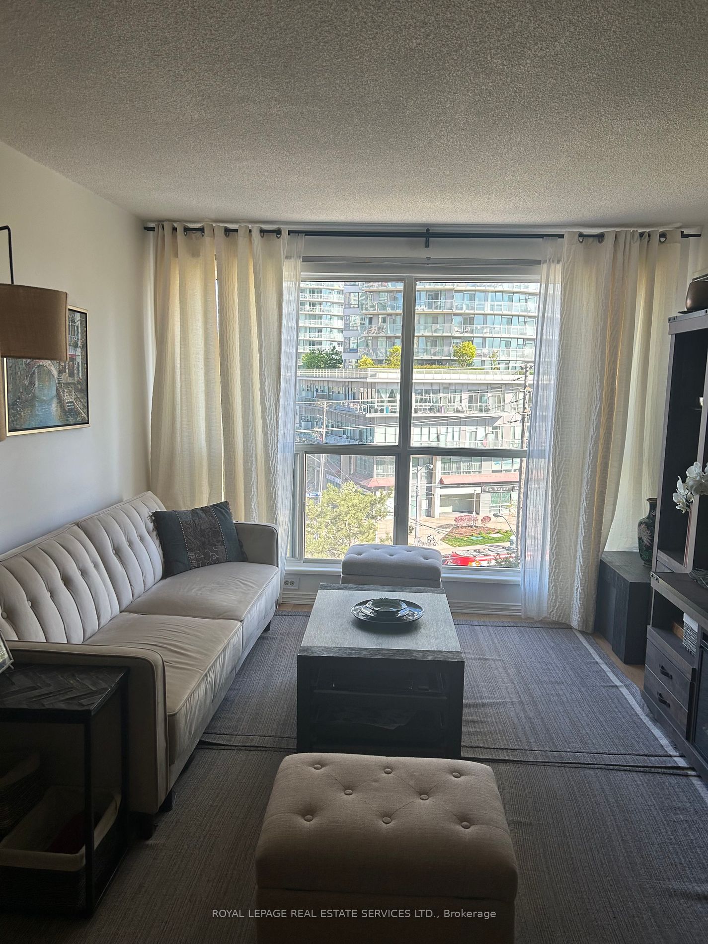 2261 Lake Shore Boulevard W #605